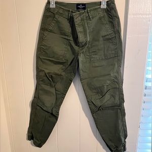 American Eagle green jogger pants